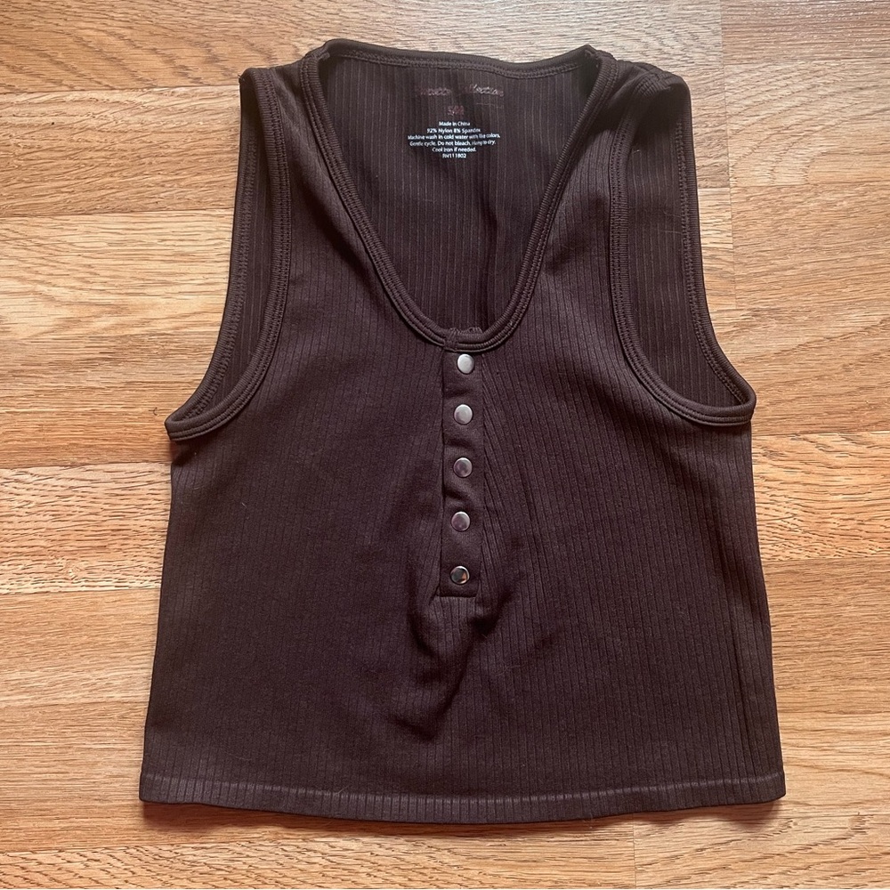 Brown crop top